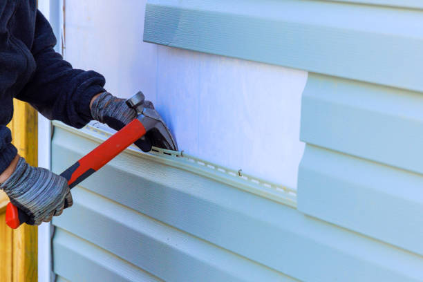 How To Choose The Right Materials for Your Siding Installation in 'Nassau Bay, TX